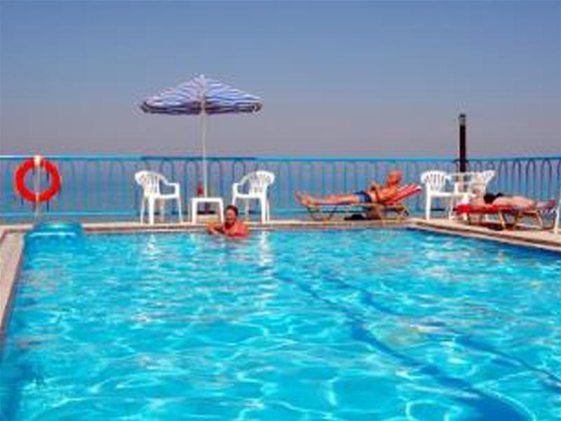 Danaos Beach Apartments Sfakaki Bagian luar foto